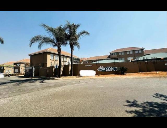 3 BEDROOM TOWNHOUSE FOR SALE IN FLORENTIA